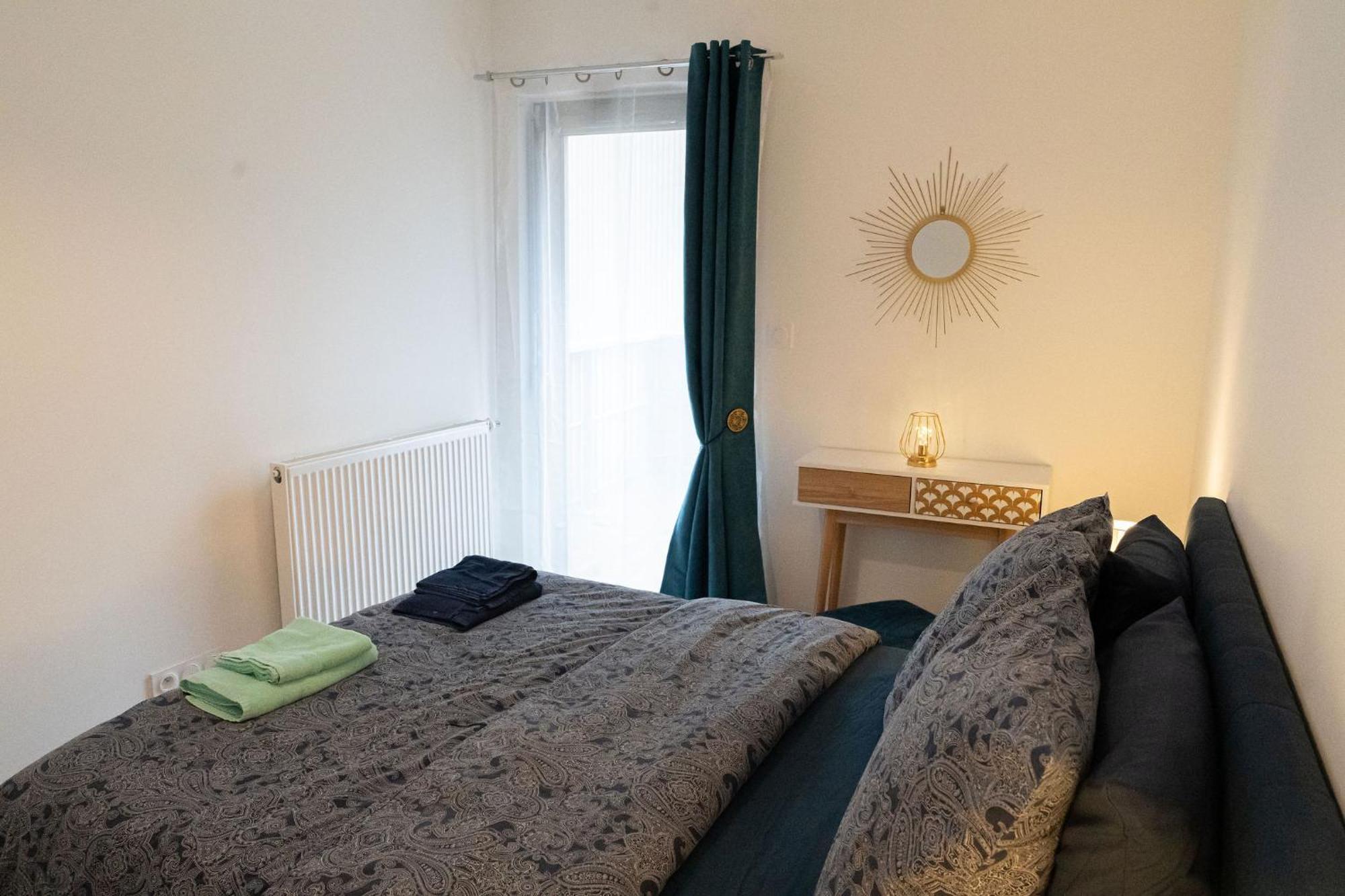 Appartement 3 Etoiles Pour 4 Personnes บอร์โด ภายนอก รูปภาพ